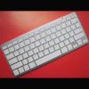 Clavier Bluetooth blanc avec batterie lithium - Ipad et Iphone 4