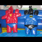 costumes sumo gonflables superman batman